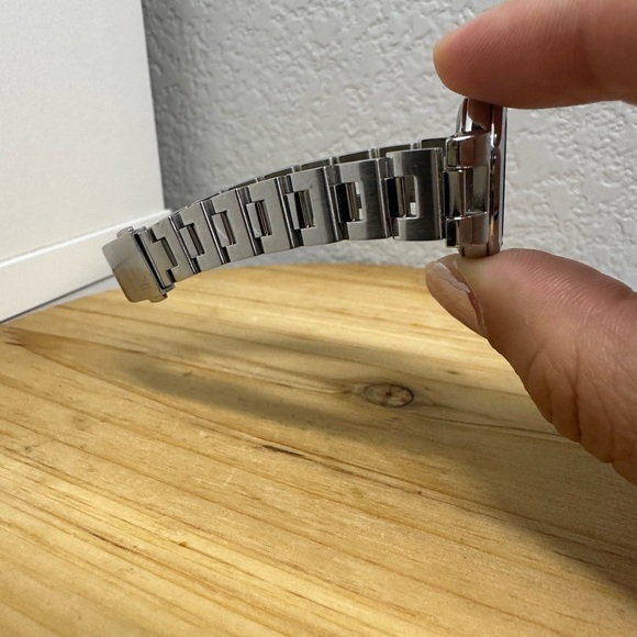 Seiko Lukia solar watch - Picture 7 of 14